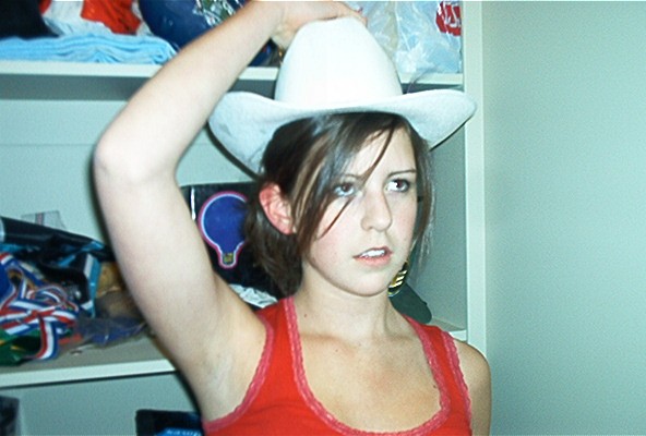 laurabow.jpg